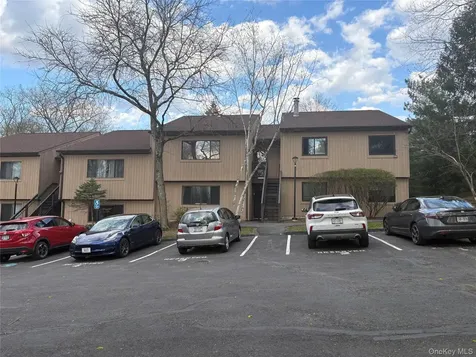 3907 Wild Berry Court Poughkeepsie NY 12603