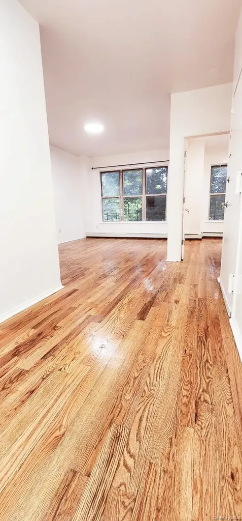 673 E 165th Street Bronx NY 10456