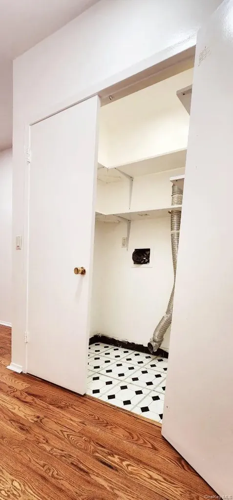 673 E 165th Street Bronx NY 10456