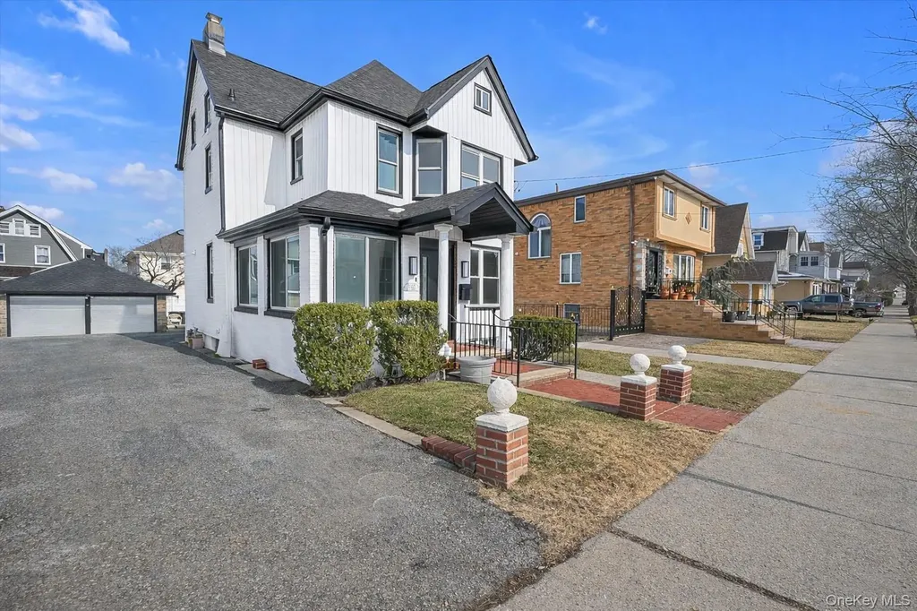 154-25 13th Avenue Whitestone NY 11357