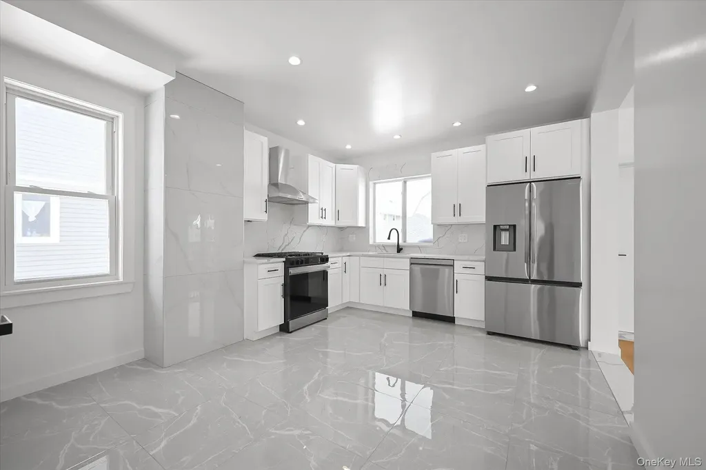 154-25 13th Avenue Whitestone NY 11357