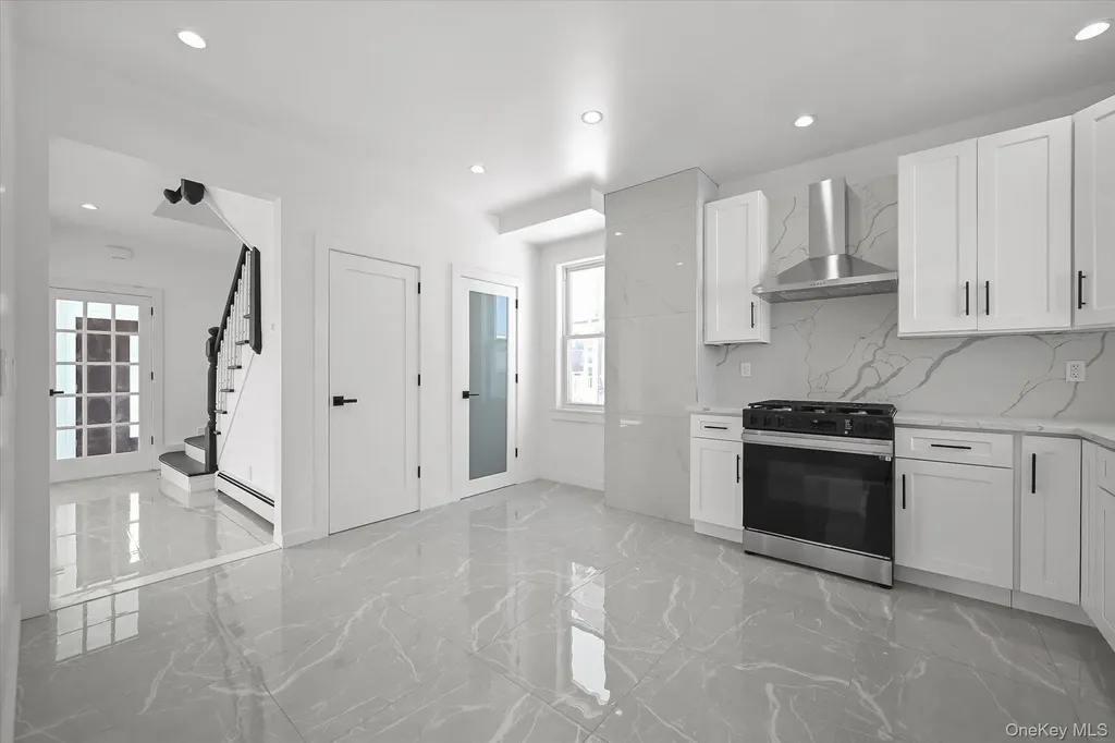 154-25 13th Avenue Whitestone NY 11357