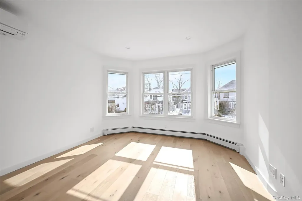 154-25 13th Avenue Whitestone NY 11357