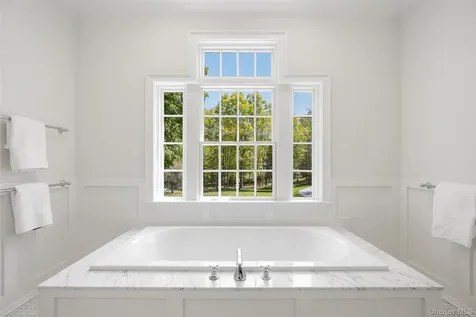 95 Narrows Road Bedford Hills NY 10507
