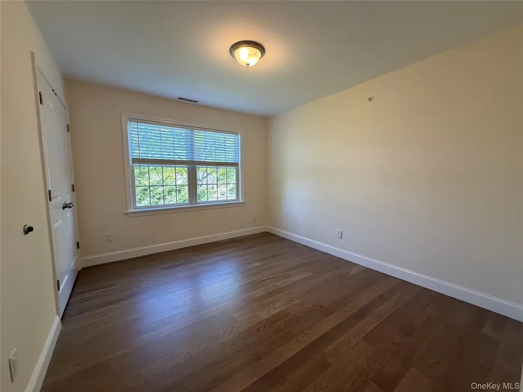94 Thatcher Avenue Harrison NY 10528