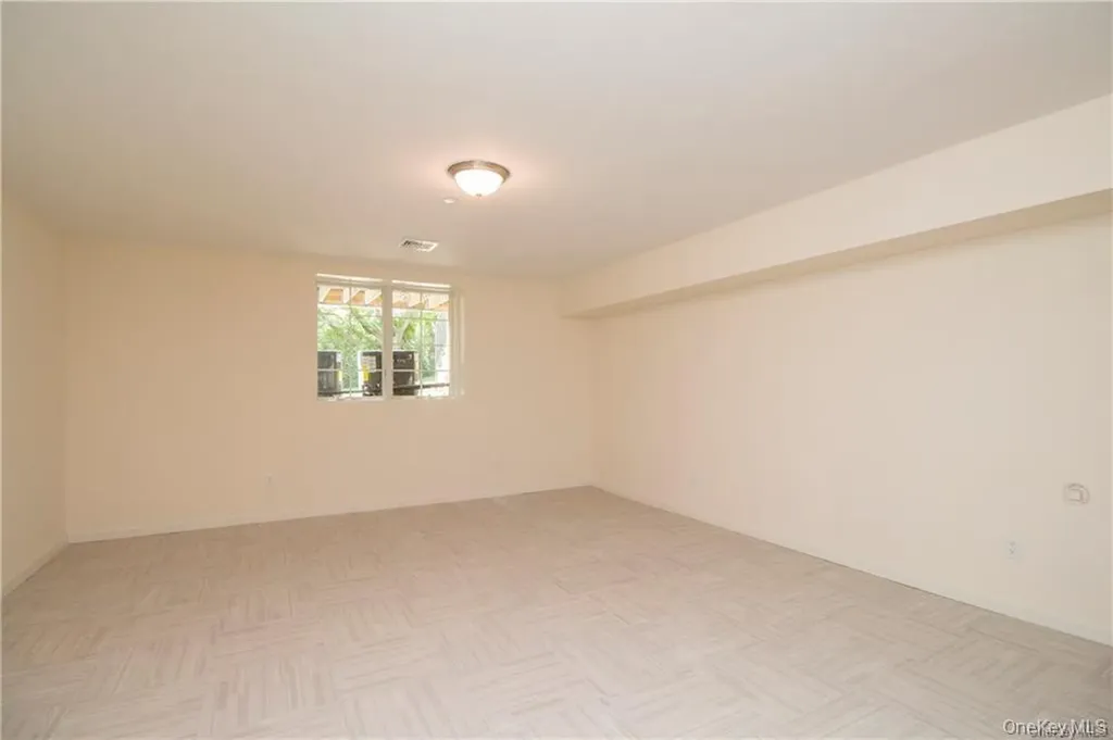 94 Thatcher Avenue Harrison NY 10528