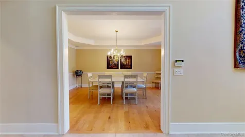 23 Overbrook Lane Upper Brookville NY 11545