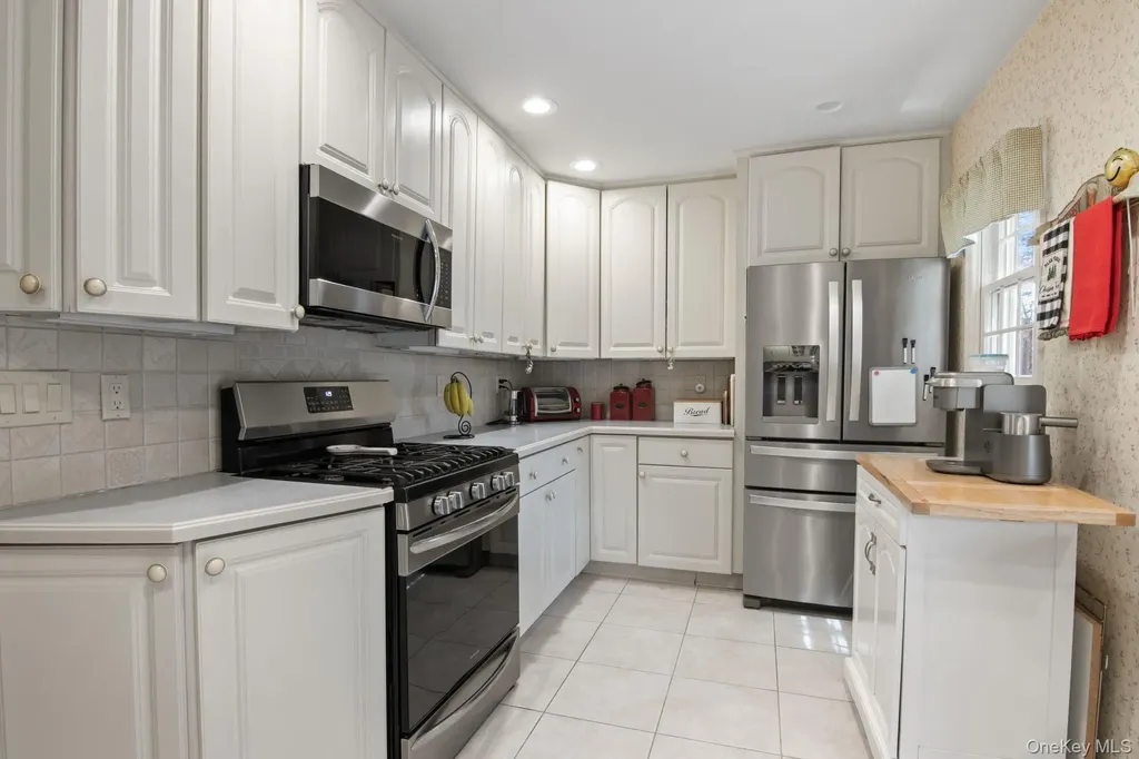 168 Harmony Drive Massapequa Park NY 11762
