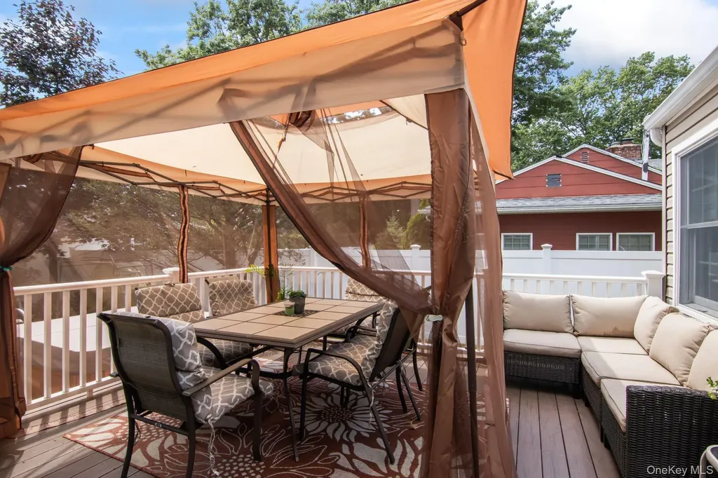 168 Harmony Drive Massapequa Park NY 11762