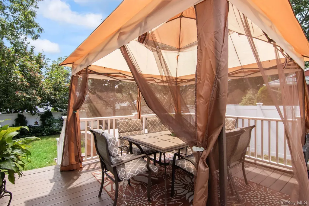 168 Harmony Drive Massapequa Park NY 11762