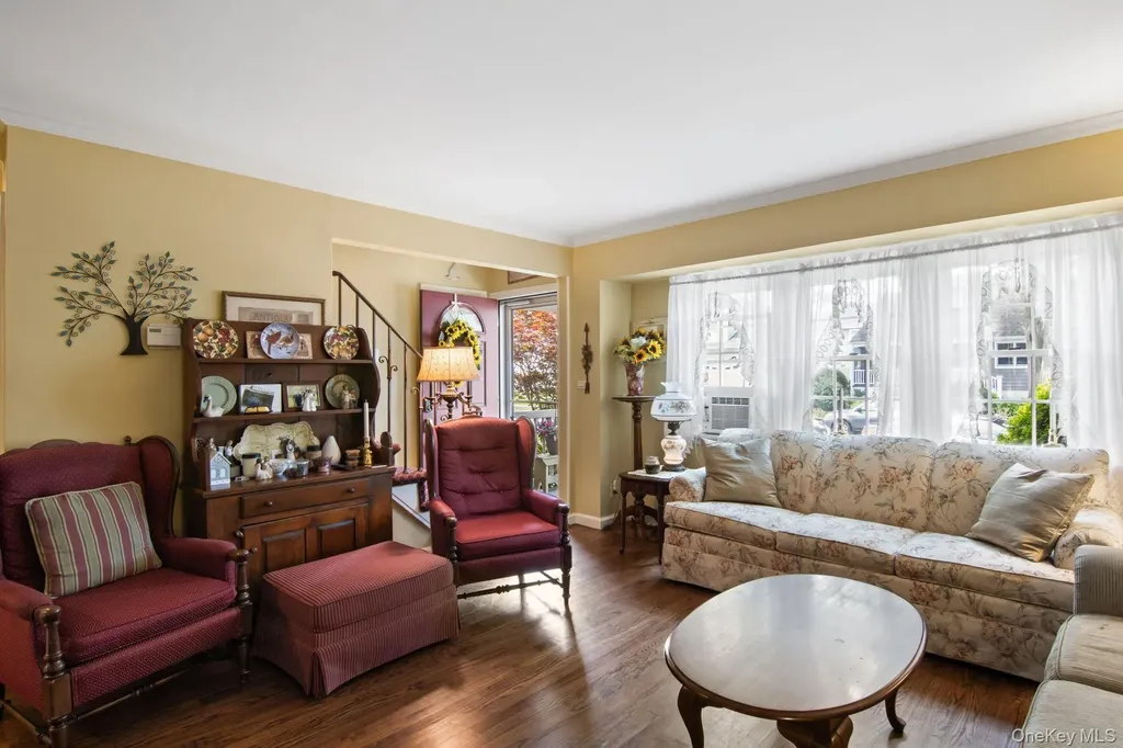 168 Harmony Drive Massapequa Park NY 11762