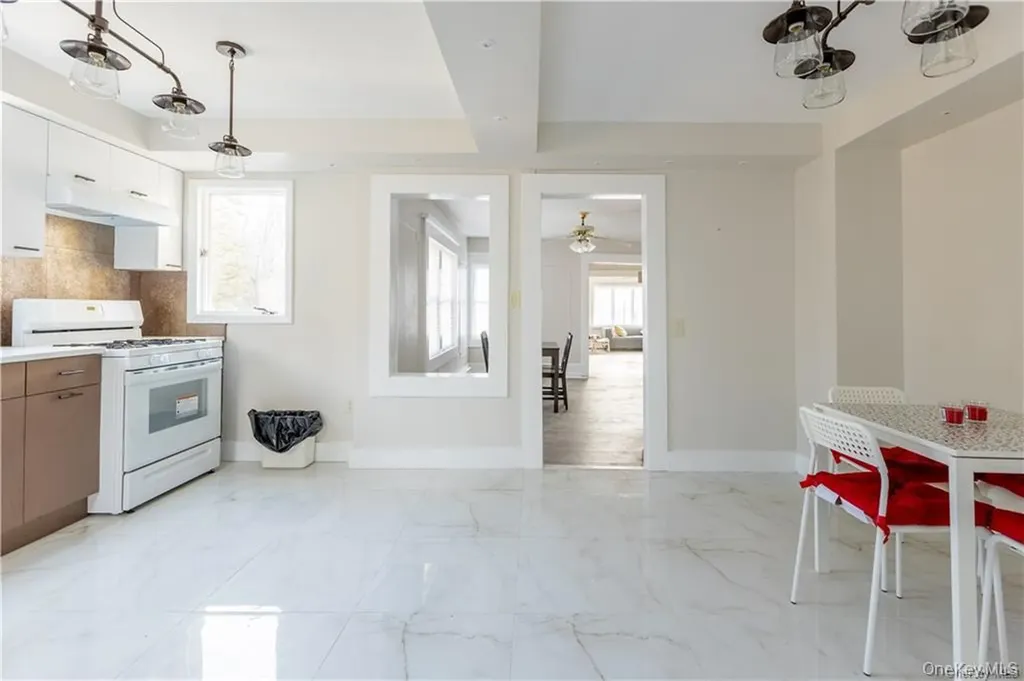 208 Glenmere Road Chester NY 10918