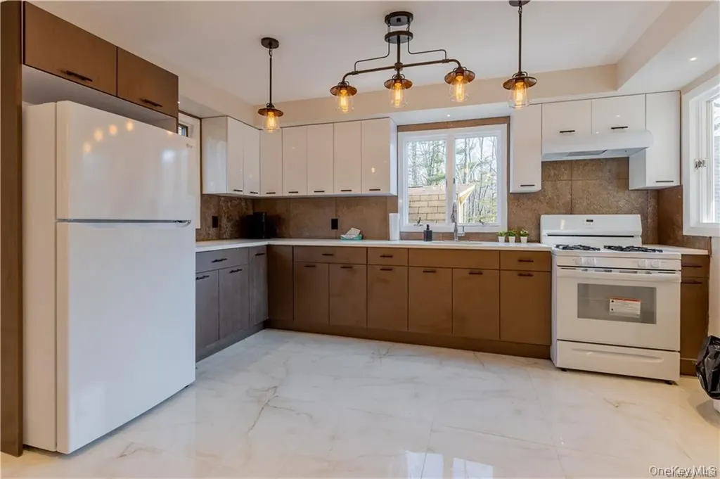 208 Glenmere Road Chester NY 10918