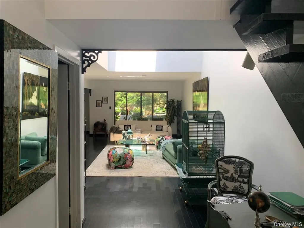 40 Cedar Lane N Glen Head NY 11545