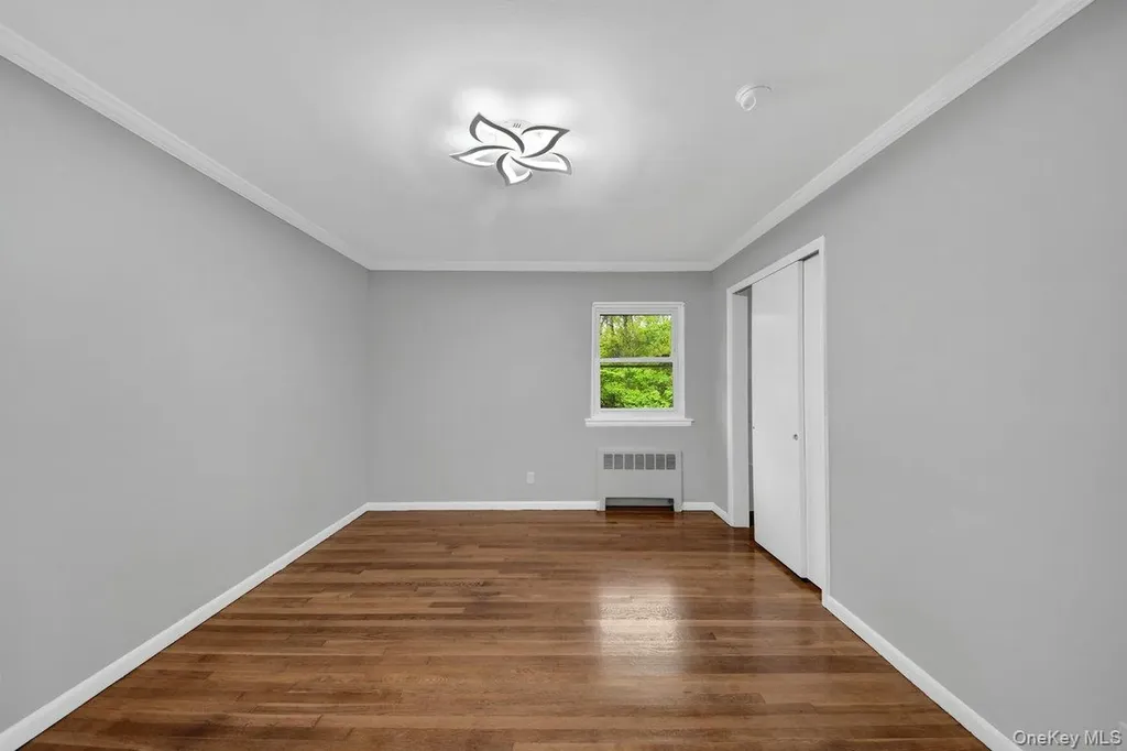 7 Rutledge Road Valhalla NY 10595