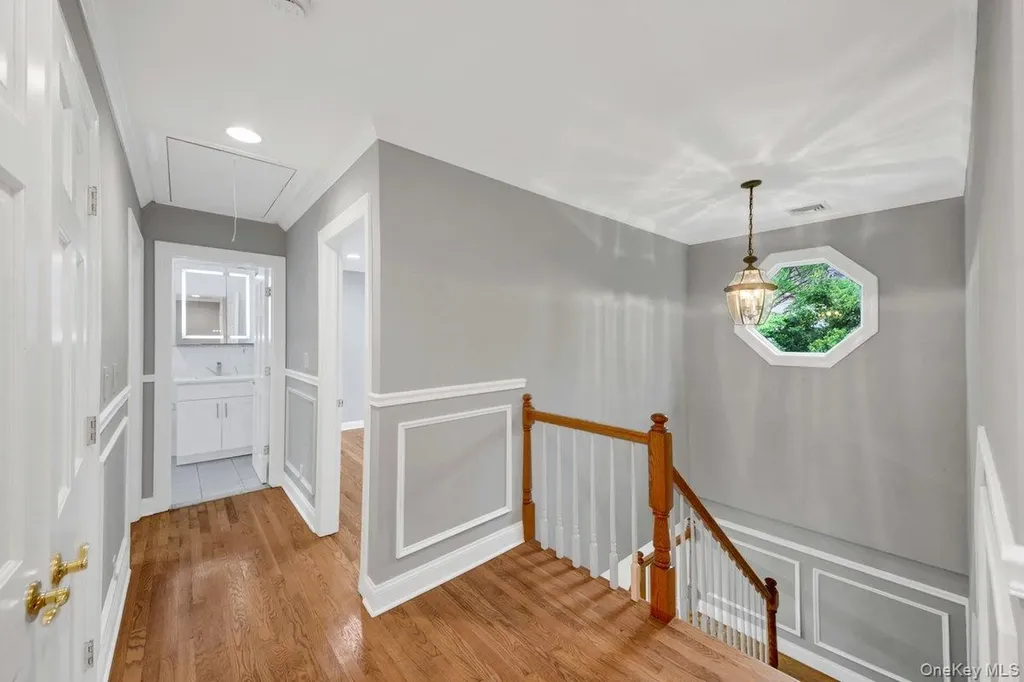 7 Rutledge Road Valhalla NY 10595