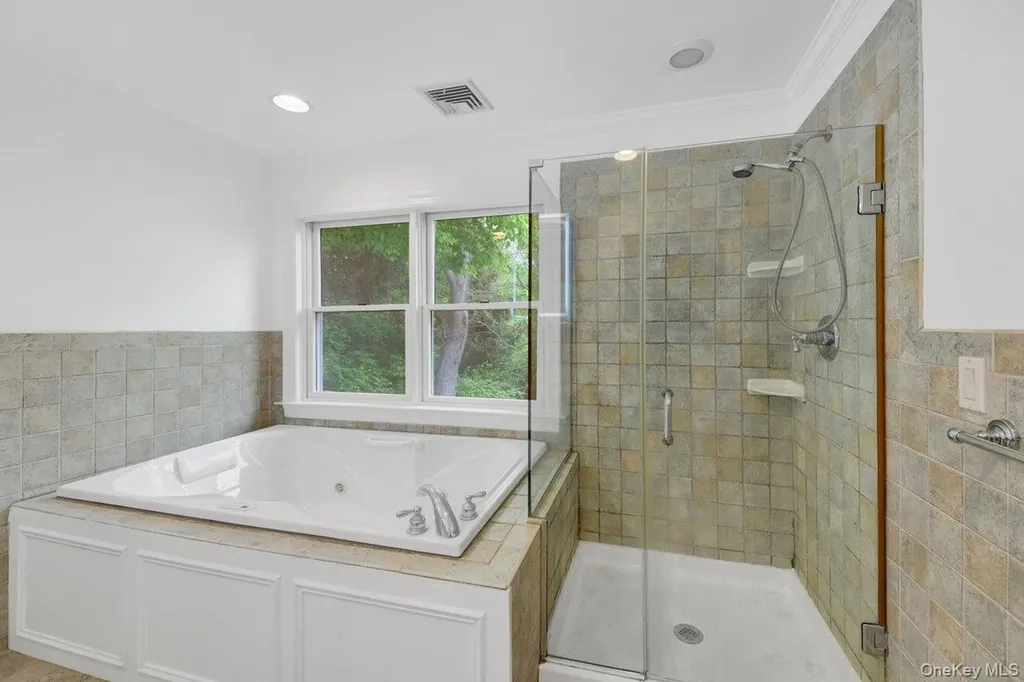 7 Rutledge Road Valhalla NY 10595