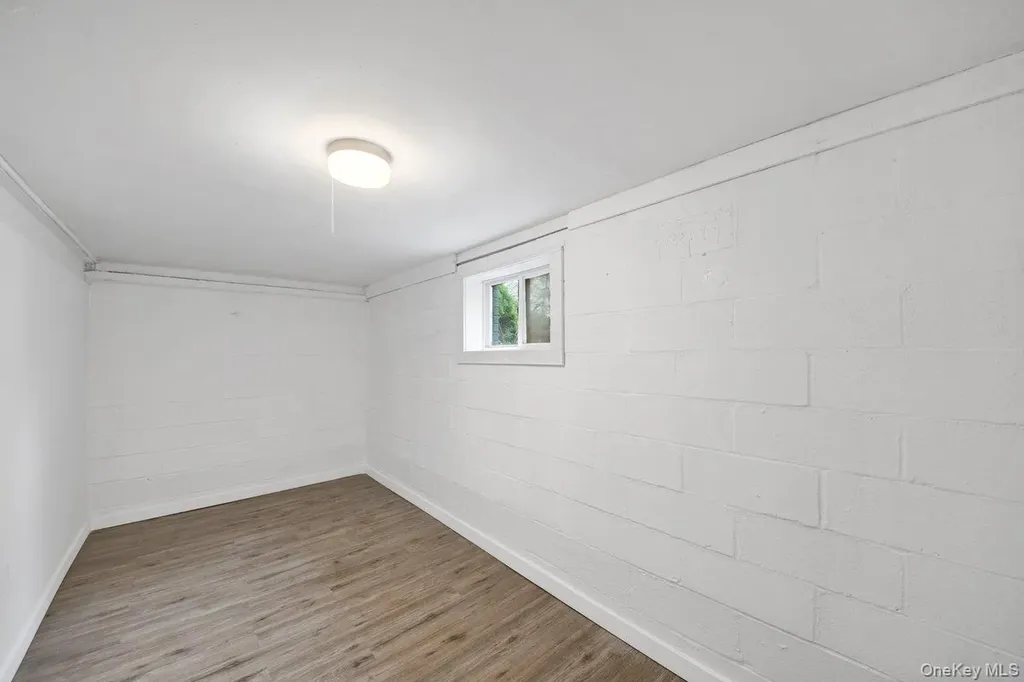 7 Rutledge Road Valhalla NY 10595