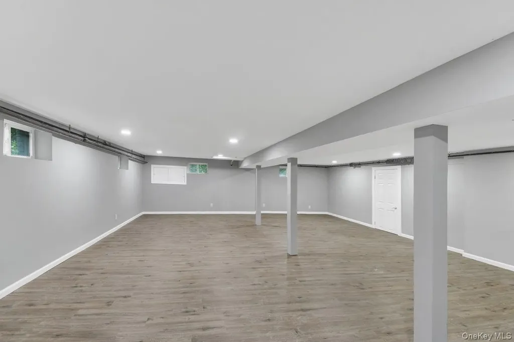7 Rutledge Road Valhalla NY 10595