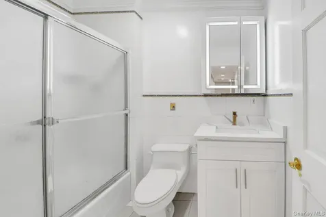 7 Rutledge Road Valhalla NY 10595
