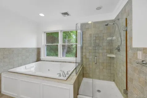 7 Rutledge Road Valhalla NY 10595