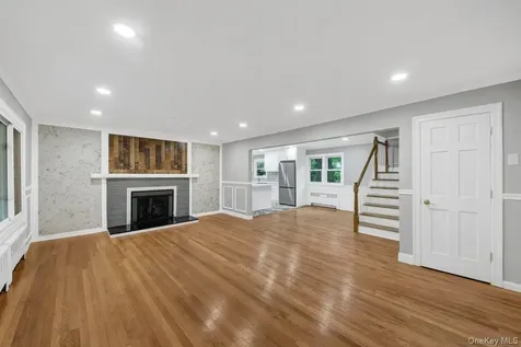 7 Rutledge Road Valhalla NY 10595