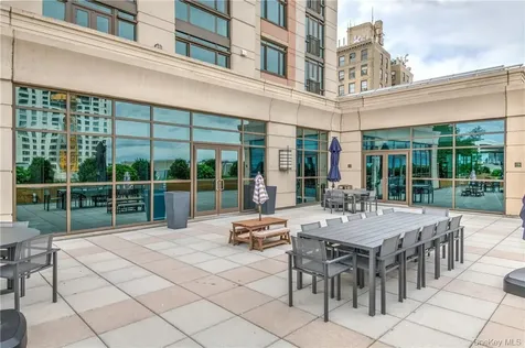 175 Huguenot Street New Rochelle NY 10801