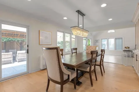 33 Nancy Boulevard Merrick NY 11566