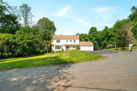 7 Crane Road Somers NY 10589