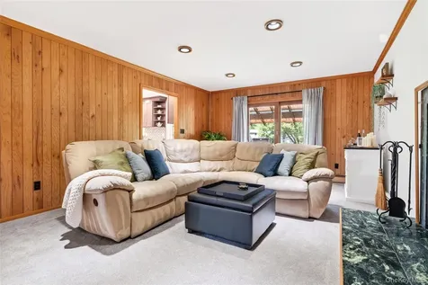 7 Crane Road Somers NY 10589