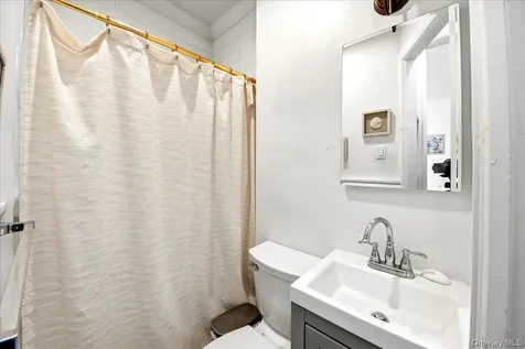 50 S 7th Avenue Mount Vernon NY 10550