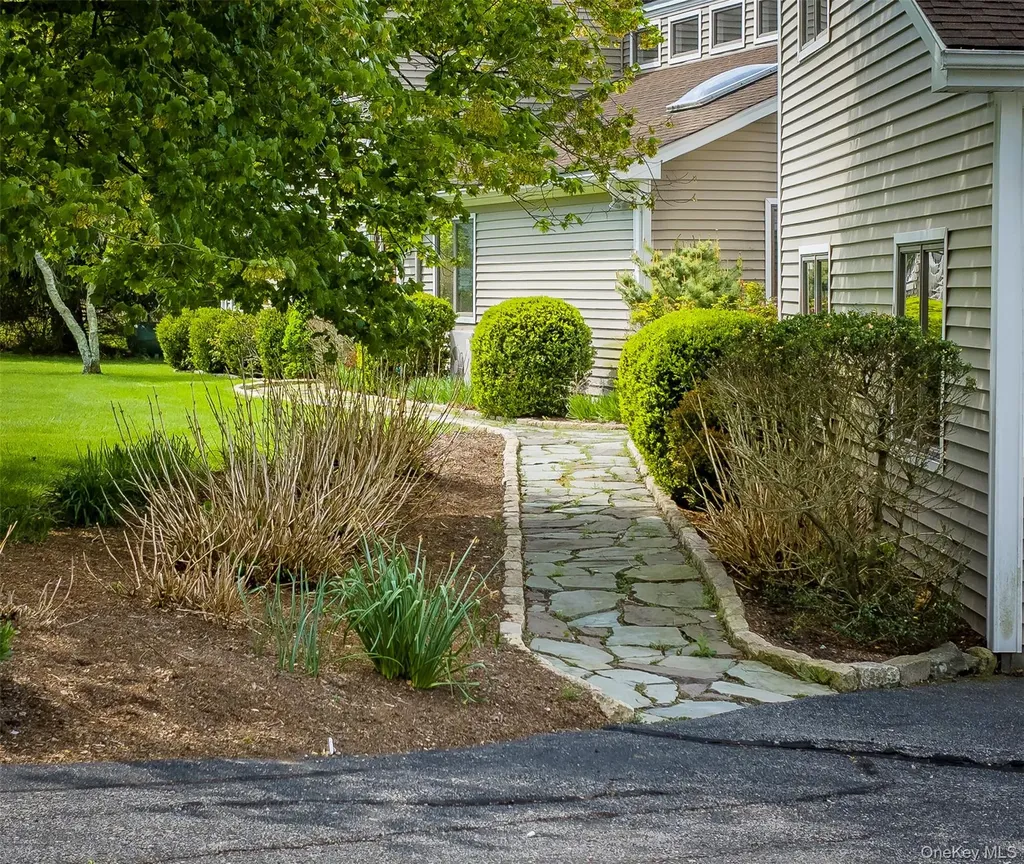 731 Milltown Road Brewster NY 10509