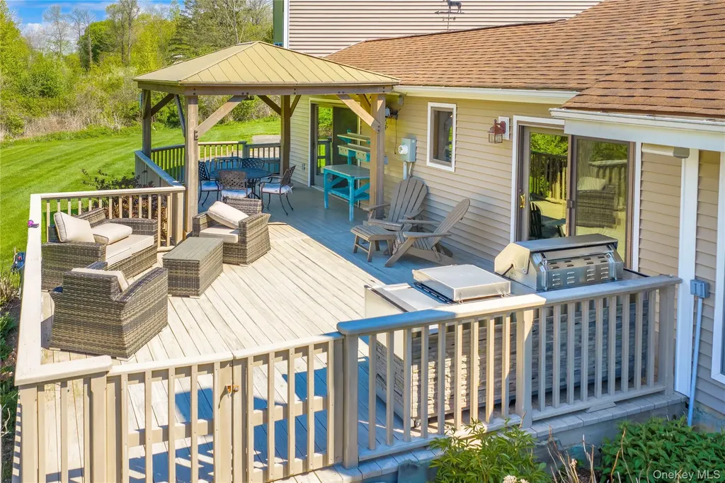 731 Milltown Road Brewster NY 10509