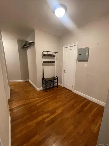 1922 Mcgraw Avenue Bronx NY 10462