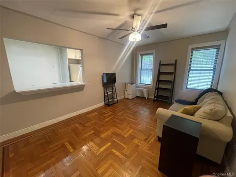 1922 Mcgraw Avenue Bronx NY 10462