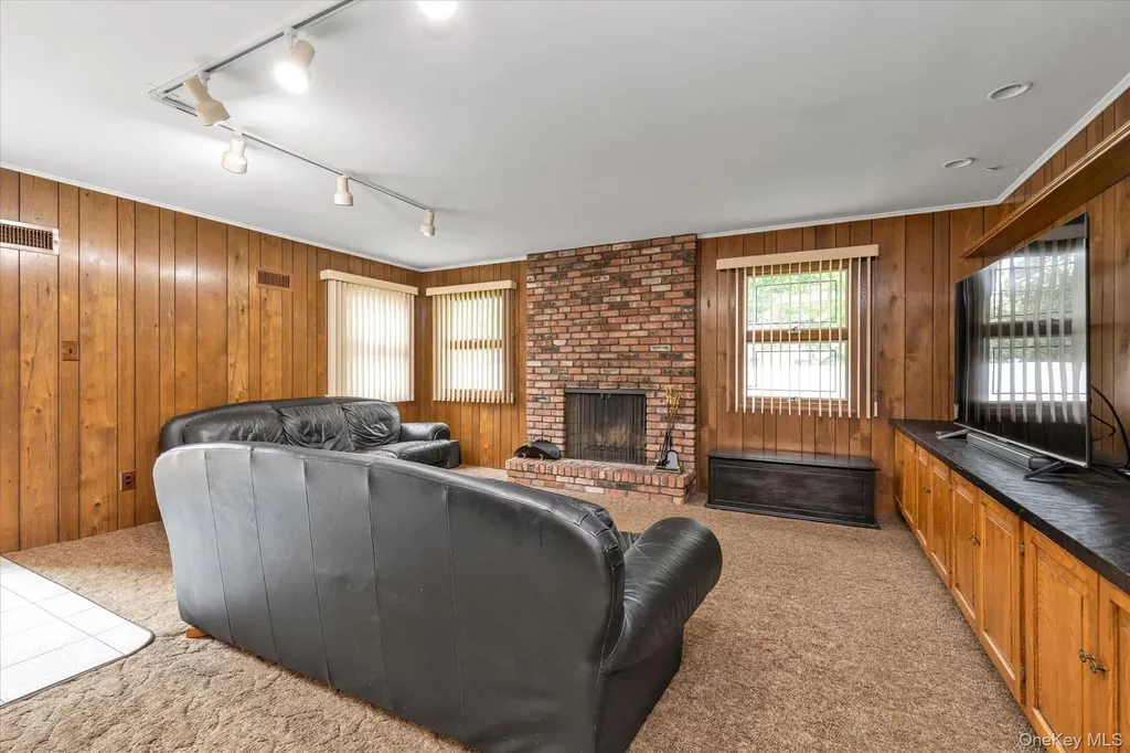 2000 Merrick Avenue Merrick NY 11566
