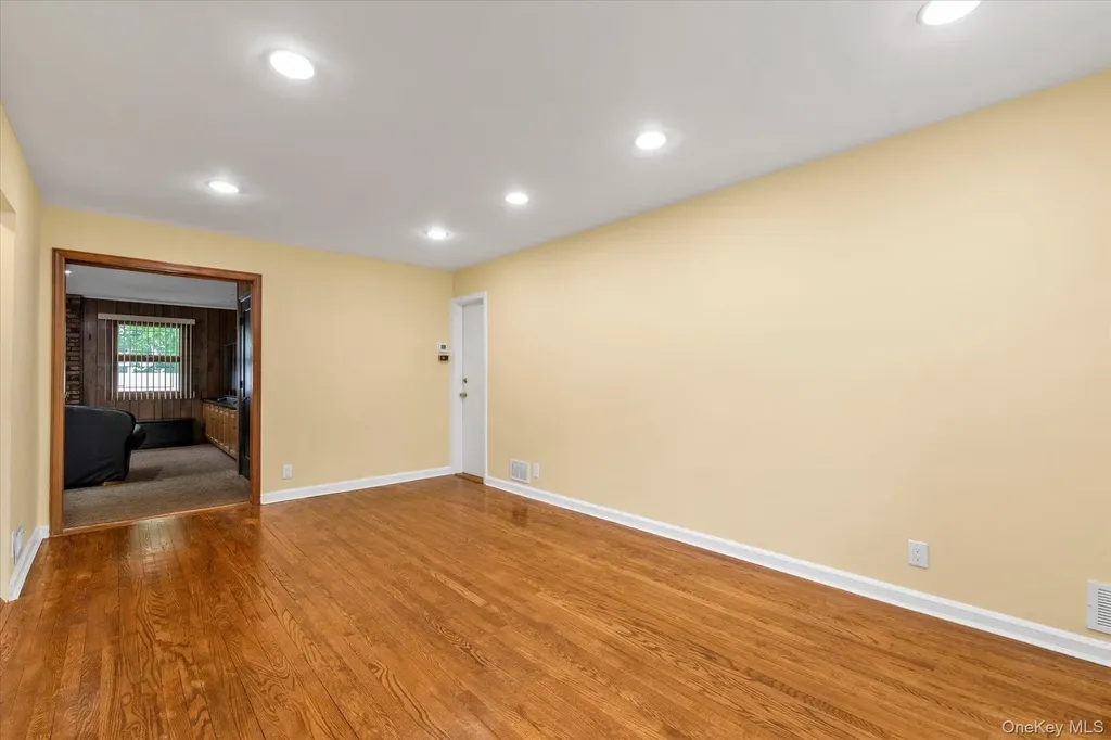 2000 Merrick Avenue Merrick NY 11566