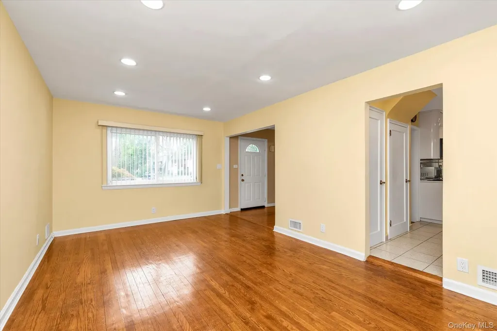 2000 Merrick Avenue Merrick NY 11566