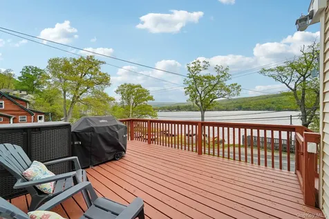 1 Brook Court Greenwood Lake NY 10925