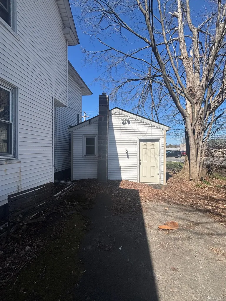 460 Albany Kingston NY 12401