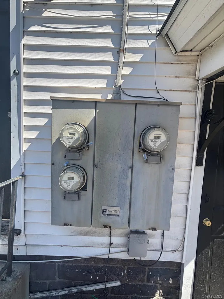 460 Albany Kingston NY 12401