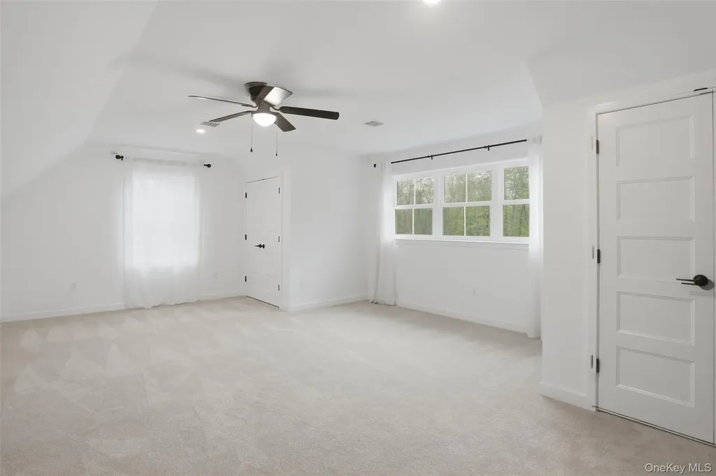 9 School House Road Middletown NY 10940