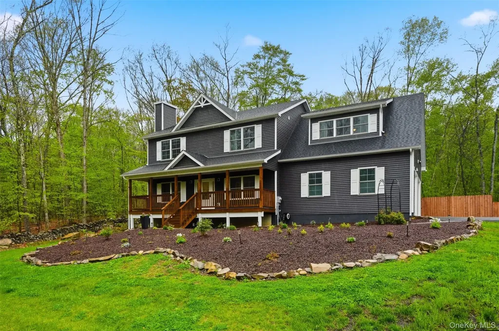9 School House Road Middletown NY 10940