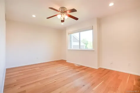14 James Court Port Chester NY 10573
