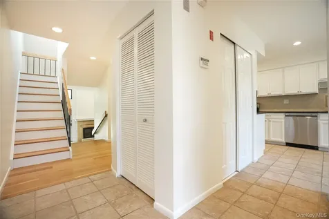 14 James Court Port Chester NY 10573