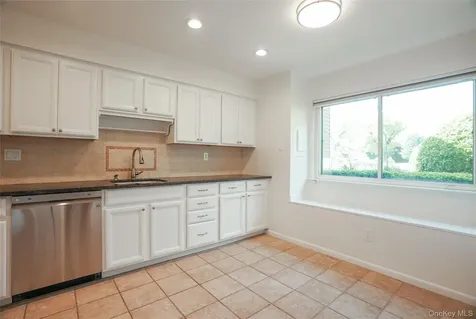 14 James Court Port Chester NY 10573