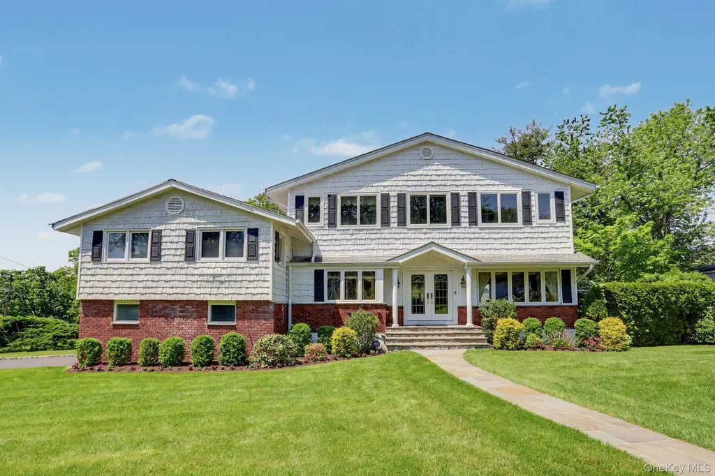 86 Somerset Road New Rochelle NY 10804