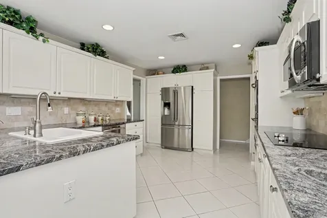 86 Somerset Road New Rochelle NY 10804