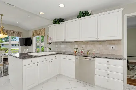 86 Somerset Road New Rochelle NY 10804