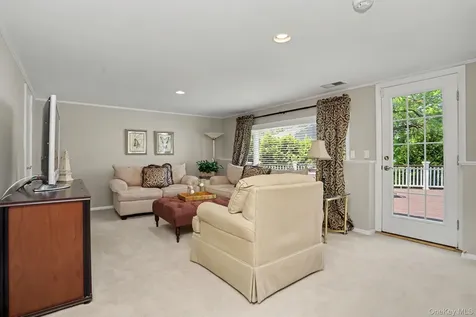 86 Somerset Road New Rochelle NY 10804